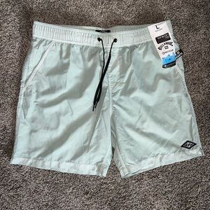 Billabong swim trunks, L